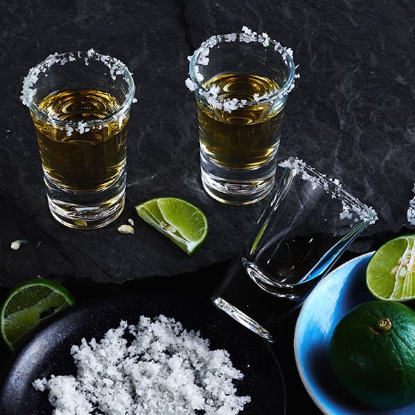 Warum Sie aufhören sollten, billigen Tequila und Mezcal zu kaufen