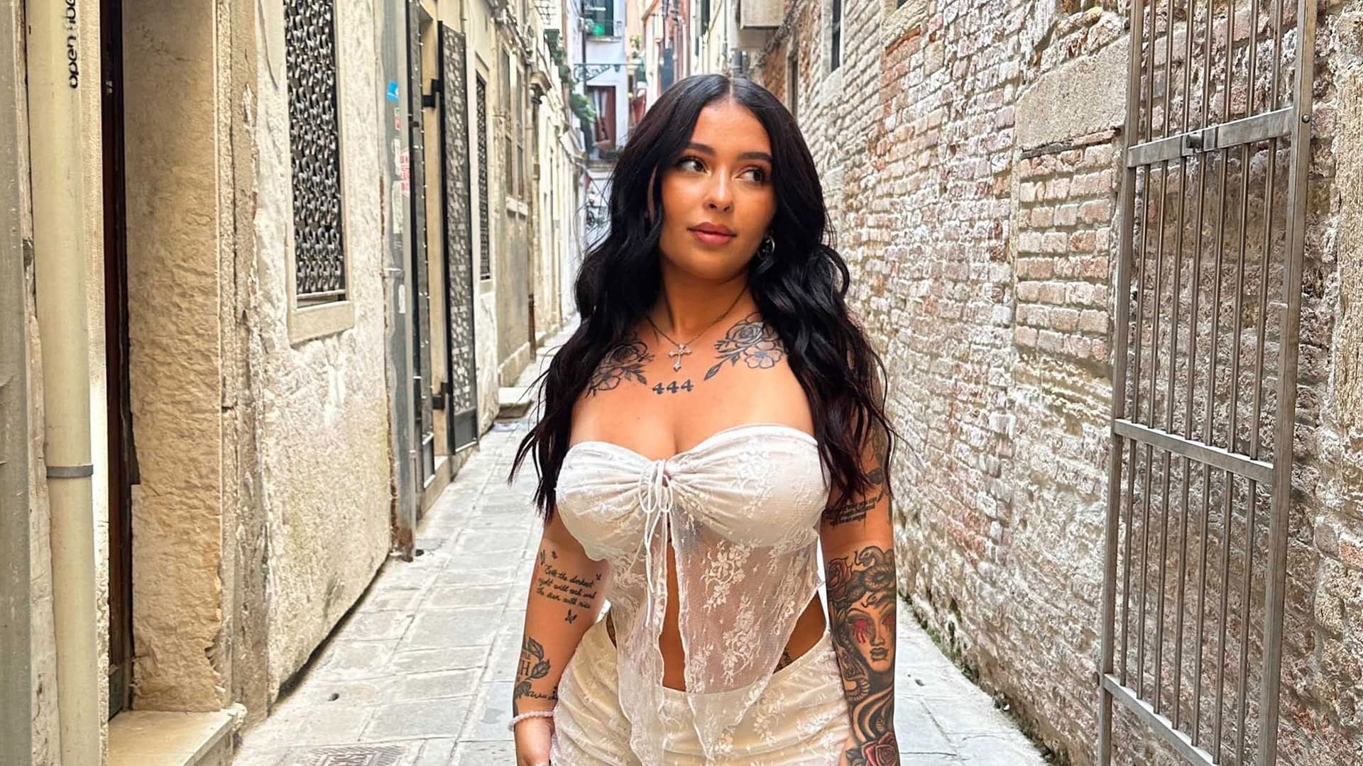 Danielle Cohn gibt Rom einen großen Chefkuss