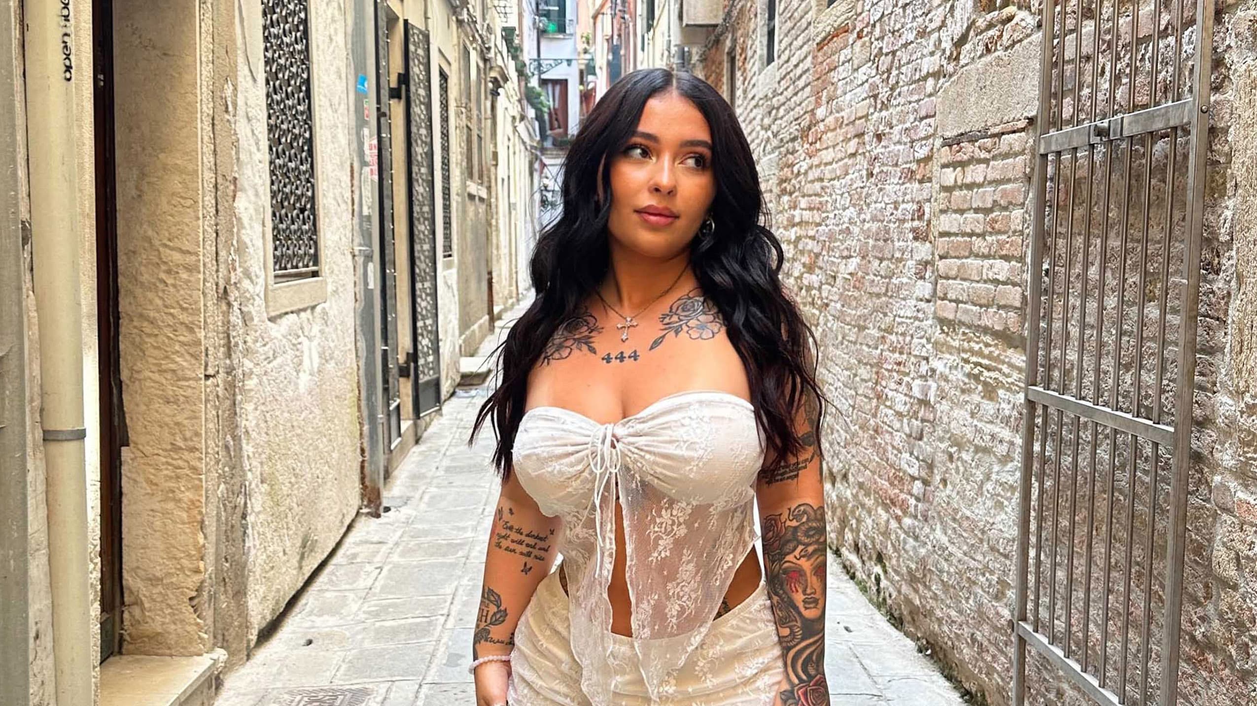 Danielle Cohn gibt Rom einen großen Chefkuss