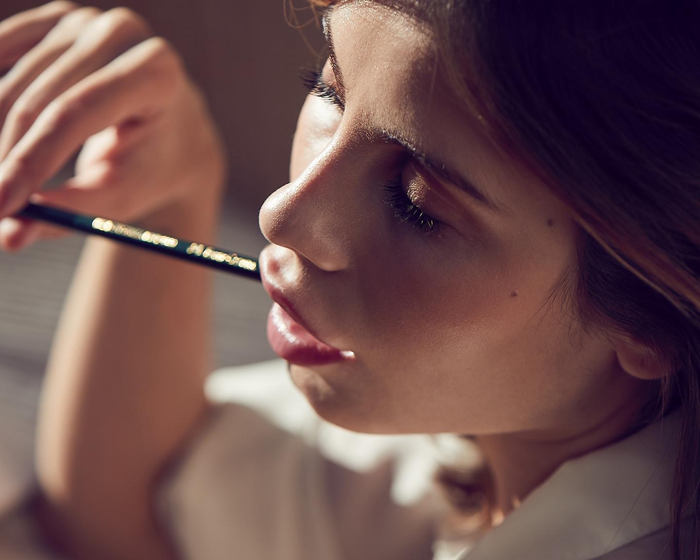 Römische Wochen im Playboy, denn Miss Dezember 2018, Chiara Arrighi, errinnert durch ihre bloße Aura sofort an alles, was mit Italien in Verbindung gebracht wird. Was fällt Dir zuerst dabei ein?