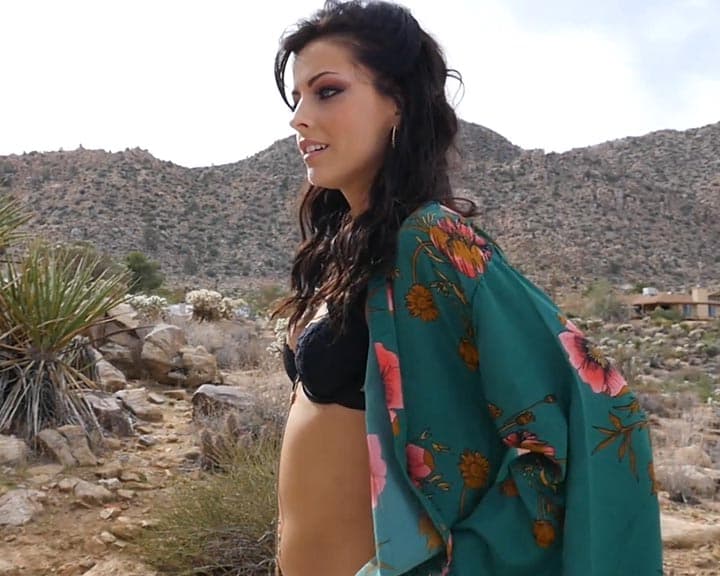 Playboy Amateur (Darah Kay): Wie eine zauberhafte Oase inmitten der Wüste… so...