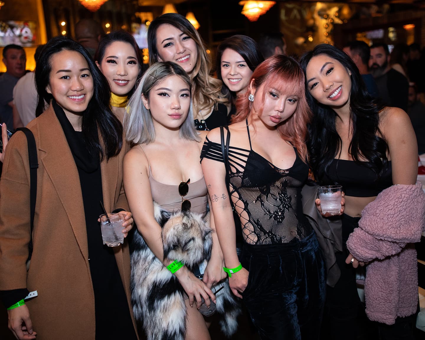 Japanische Traumfrauen treffen auf Playboys Mega Party in Las Vegas!