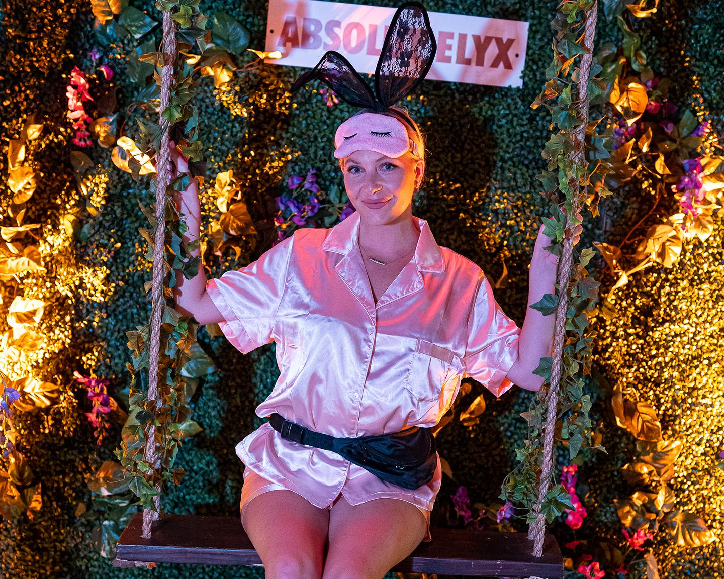 Playboy Midsummer Nights Dream - Magst Du mit mir schaukeln?