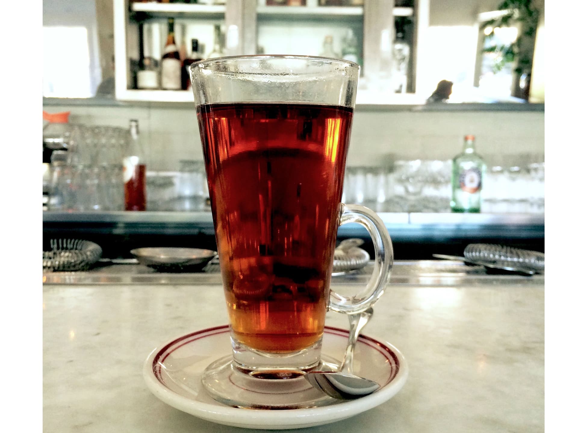 Ein Löffel Drambuie hilft der Katermedizin auf die Sprünge