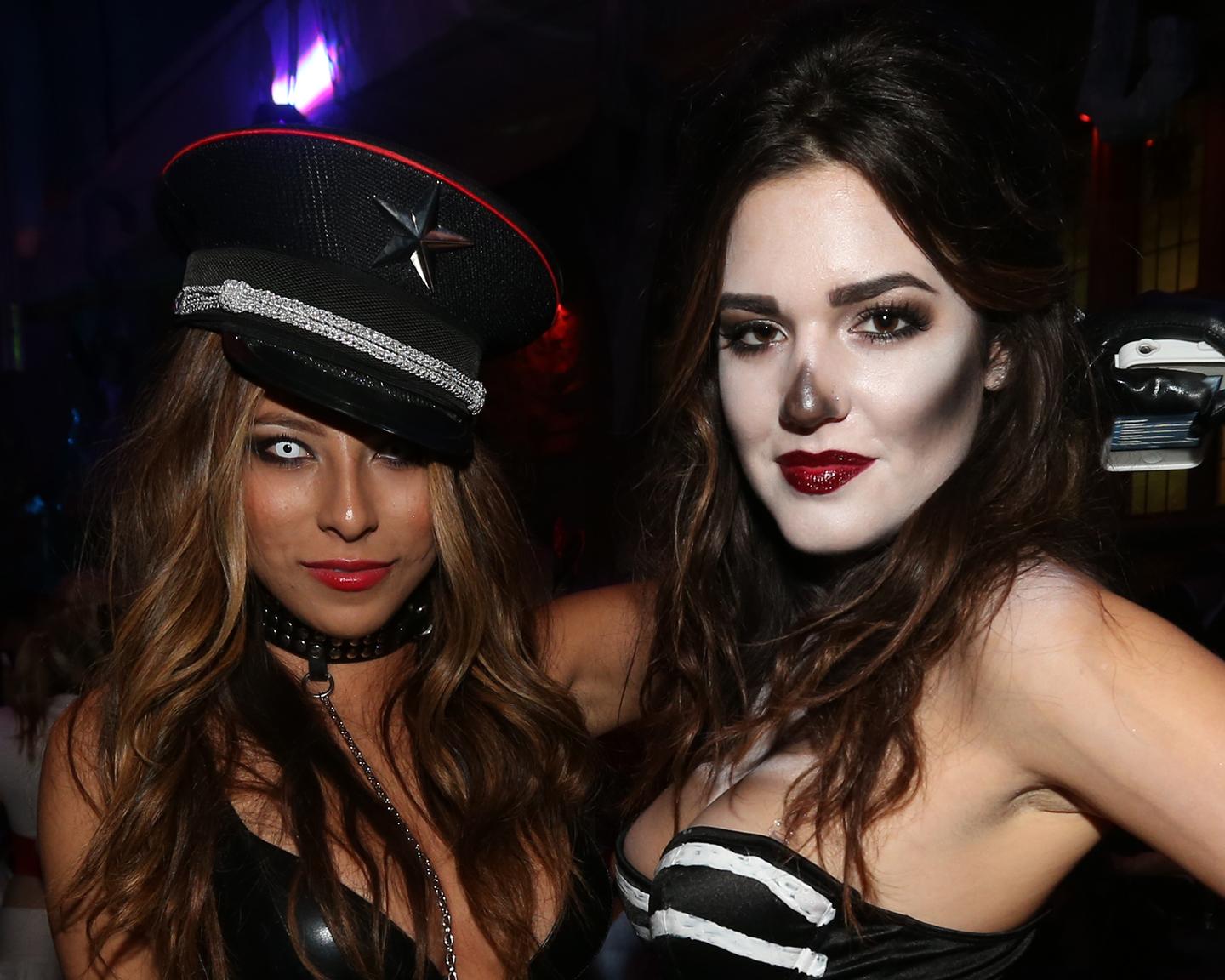 Halloween bei Playboy ist sexy dank der Ladies und bleibt dennoch verdammt düster!