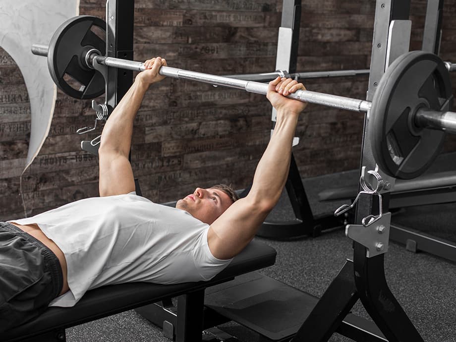 Werden Sie mit diesen Kraftübungen ein besserer Pick-Up-Basketballspieler