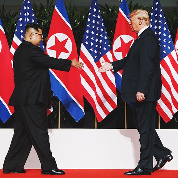 Trump, Jong-un und der Händedruck, der Amerikas Einfluss verändern wird