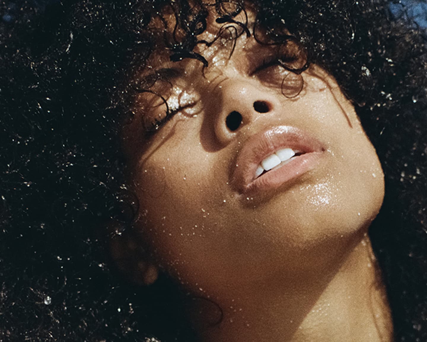 Zauberhaft schön, unser Playboy Playmate des Monats April 2018 Nereyda Bird