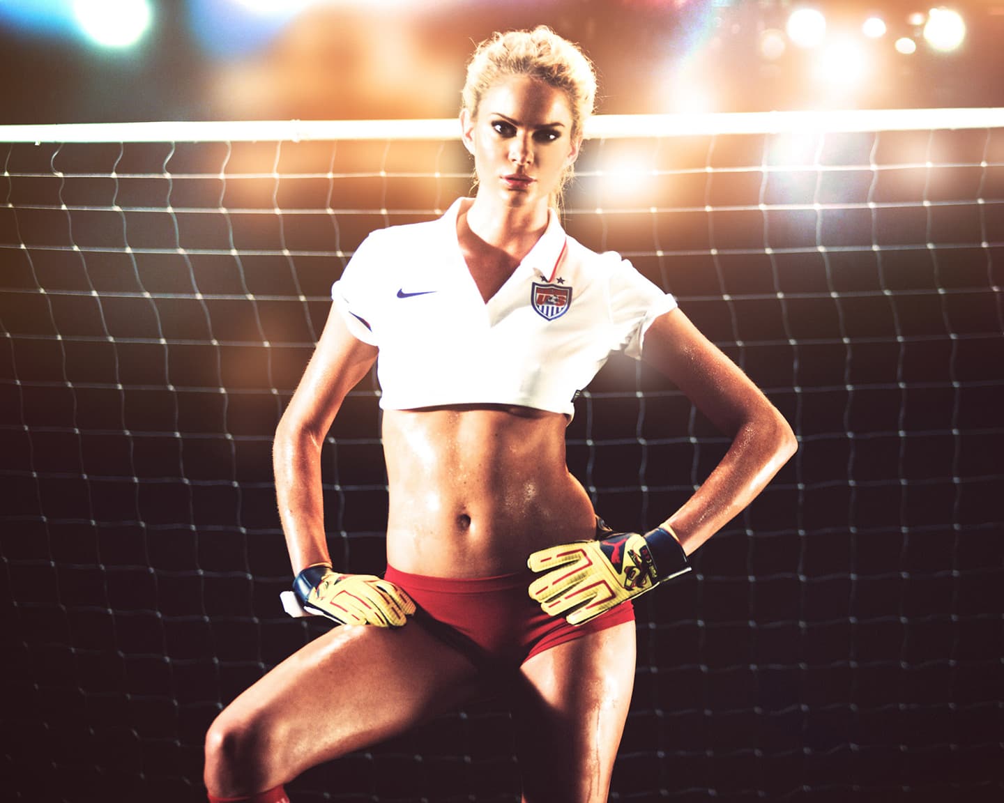 Dieser Blick ist nicht nur sexy, sondern messerscharf und eiskalt!