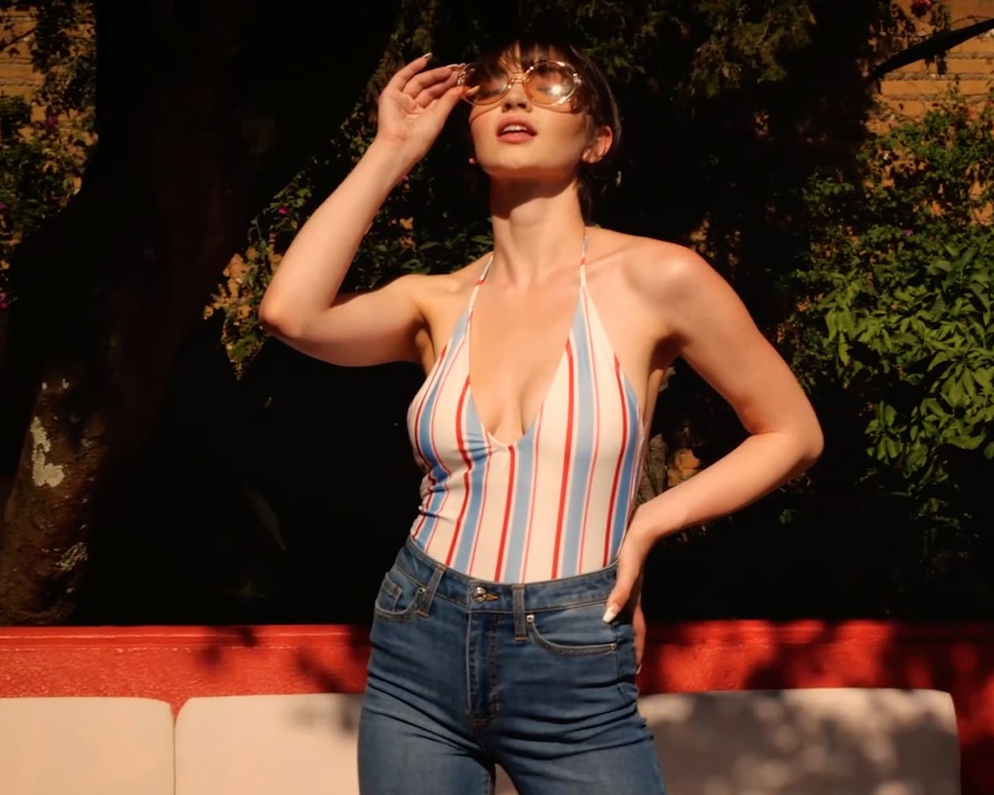 Editors Choice (National Sunglasses Day): Wir feiern den Nationalen Sonnenbrillentag mit einigen unserer Lieblingsmodels im fabelhaften Look. Triff dich mit Uma, Erna, Gianna, Heidi und Jay.