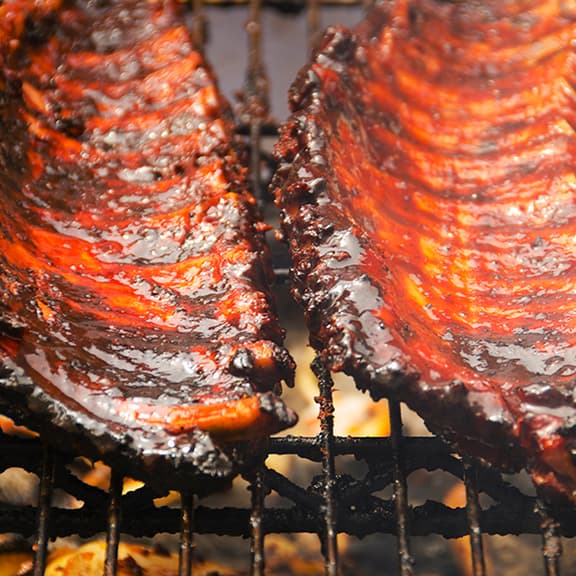 Die Grillsaison wird mit unseren Lieblingssaucen noch leckerer