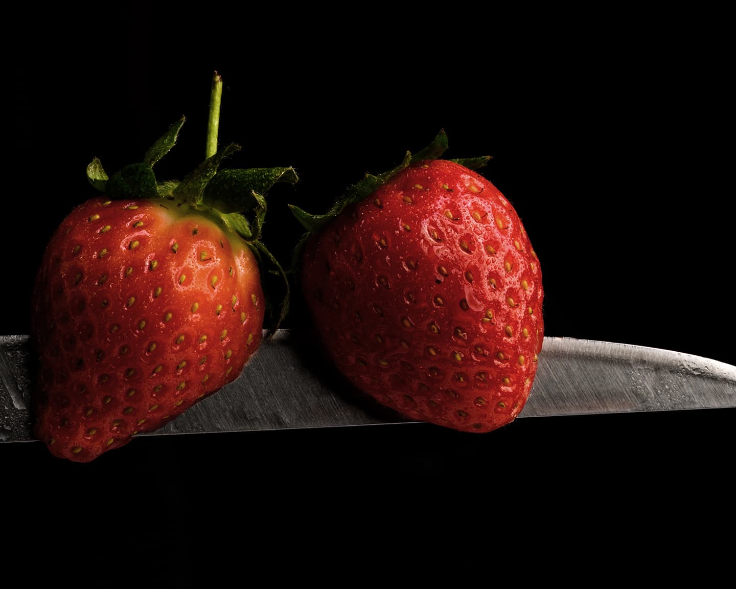 Playboy Lifestyle: The Kinky World of Knife Play