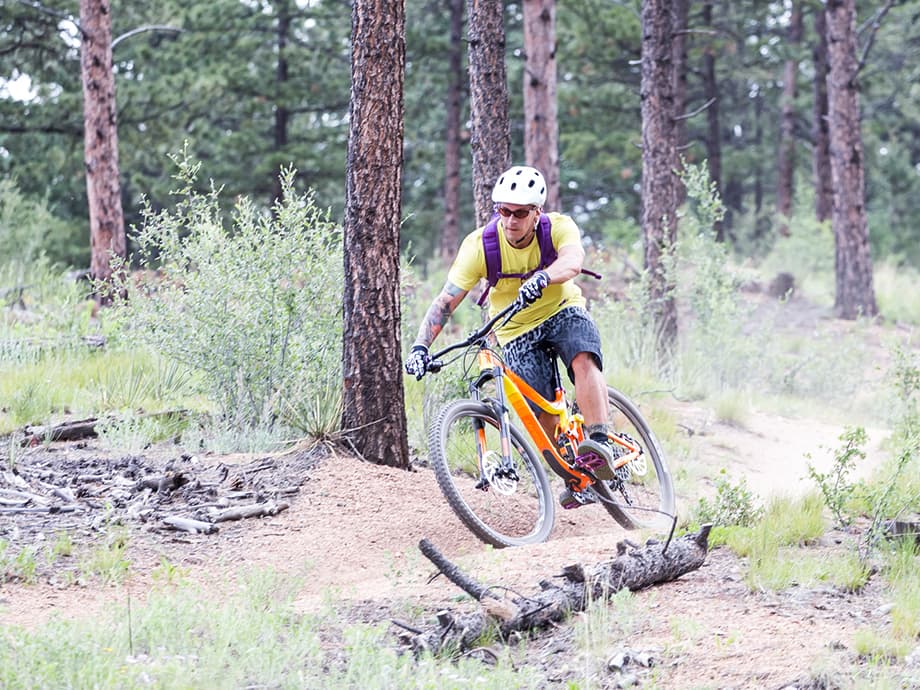 Mountainbike-Ausrüstung: Die besten neuen Modelle, Laufräder und mehr