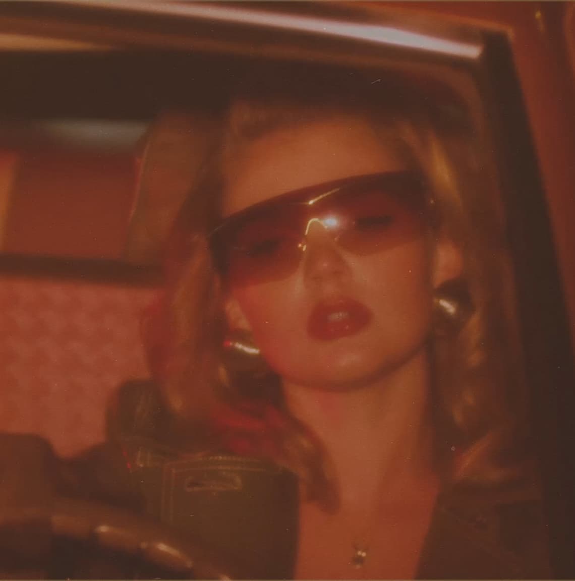 Playmate Mai 2020 (Savannah Smith): Sowohl Model- als auch Freizeitmechanikerin, Savannah Smith,...