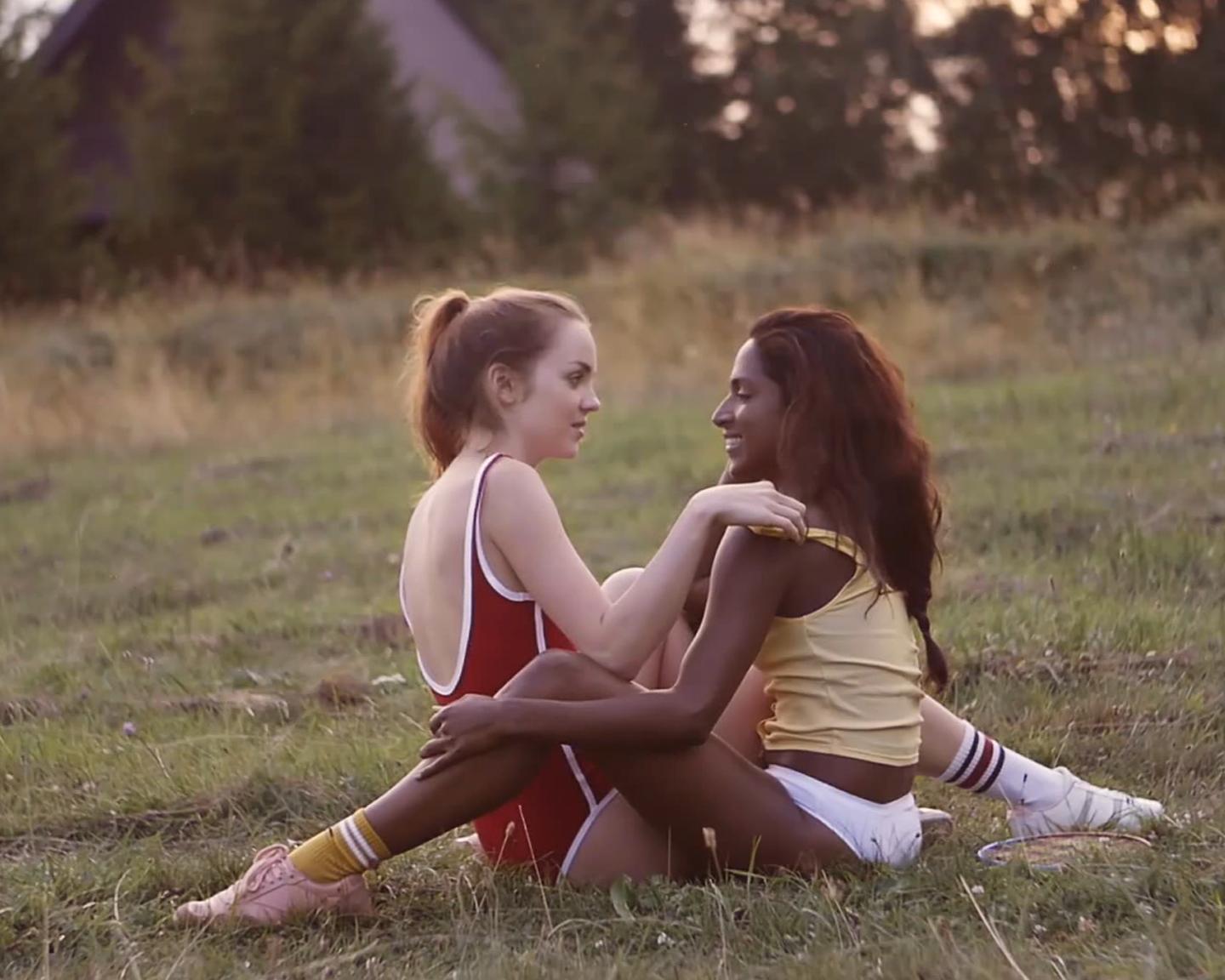 Playboy Girlfriends (Kate & Nirmala): Es gibt nichts Schöneres als einen Nachmittag...