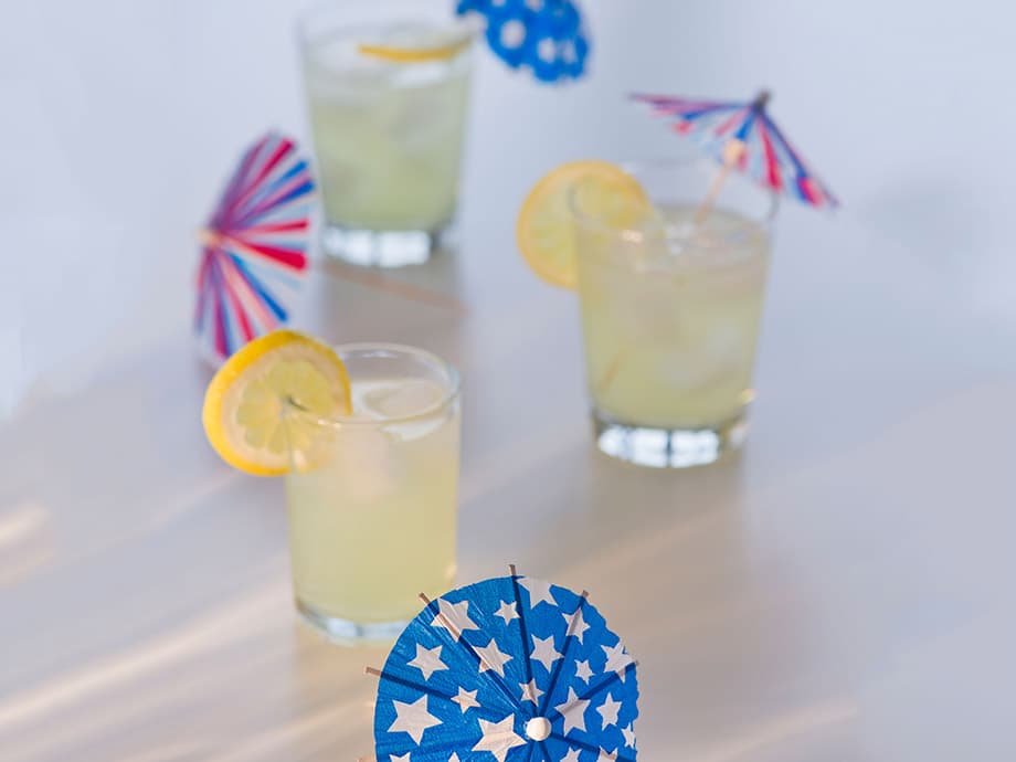 Probieren Sie diese allamerikanischen Spirituosen (außer Bourbon)