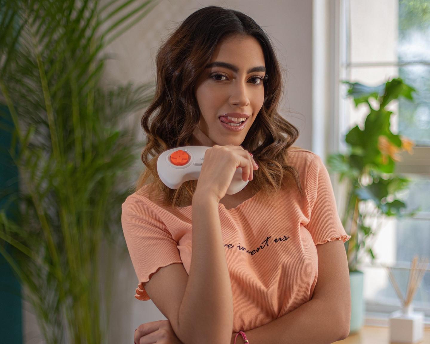 Playboy Newcomer (Danny Hernandez): Newcomer, Danny Hernandez, starts her day off with a little fun and games on location in her hometown of Guadalajara, Mexico. On the set of a colorful apartment, Danny introduces herself as the photographer, Joshua Gomez captures her.
