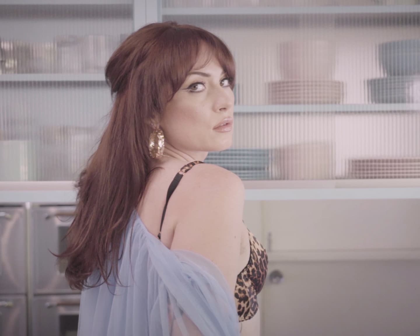 Playboy Muse (Kenna in Zu Hause): Kenna ist bei diesem glamourösen Playboy...