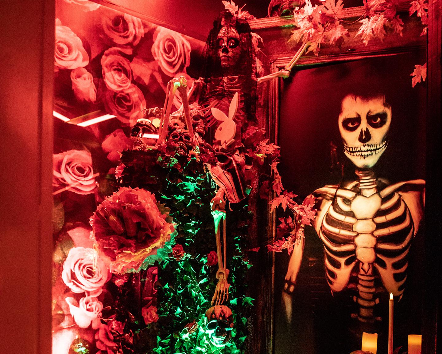 Angst vor Geistern und Gespenstern? Dann geh´ niemals zur legendären Playboy Party "Dia de los Muertos" in Las Vegas.