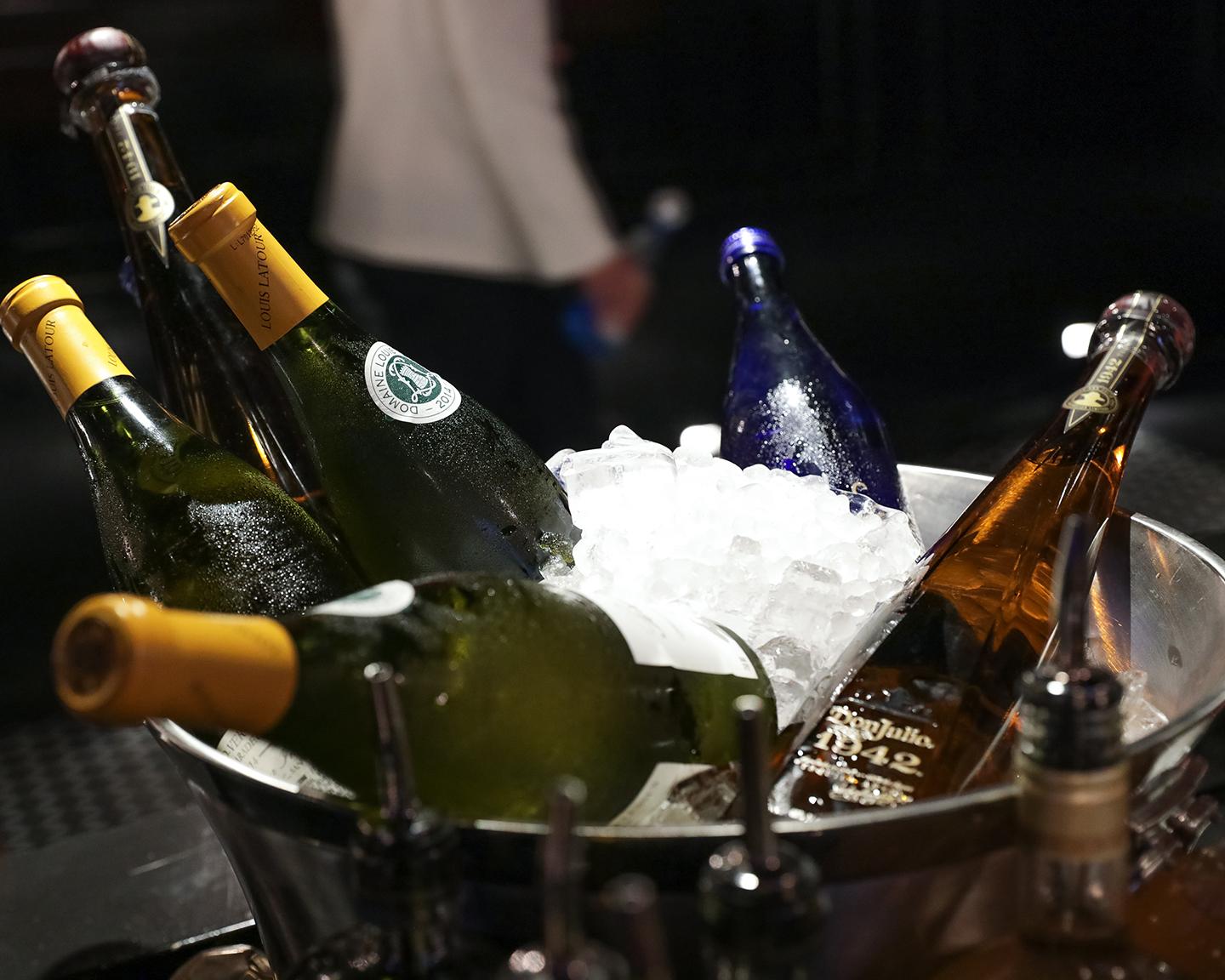 Ein edler Tropfen der Marke Louis Latour ist genau das Richtige für den Playboy Club in New York