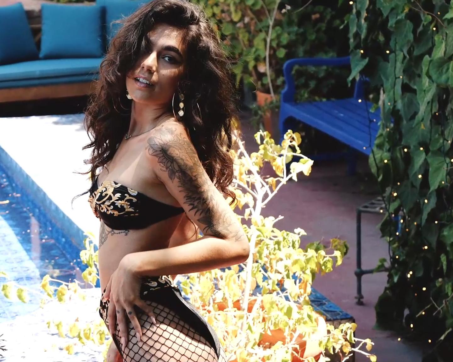 Playboy Muses (Hades in Outdoor Awakening): „Anfang 2020 sagte ich mir, dass...