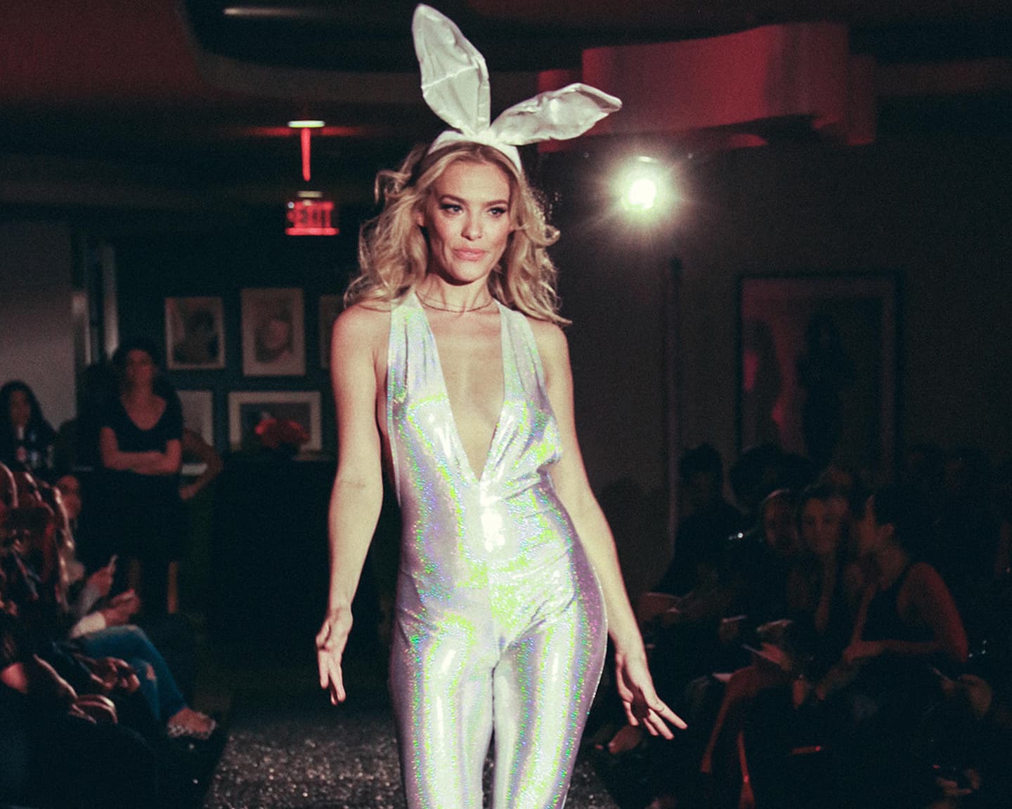 Die Ohren sind etwas überdimensional geraten, aber verdammt sexy ist es dennoch!