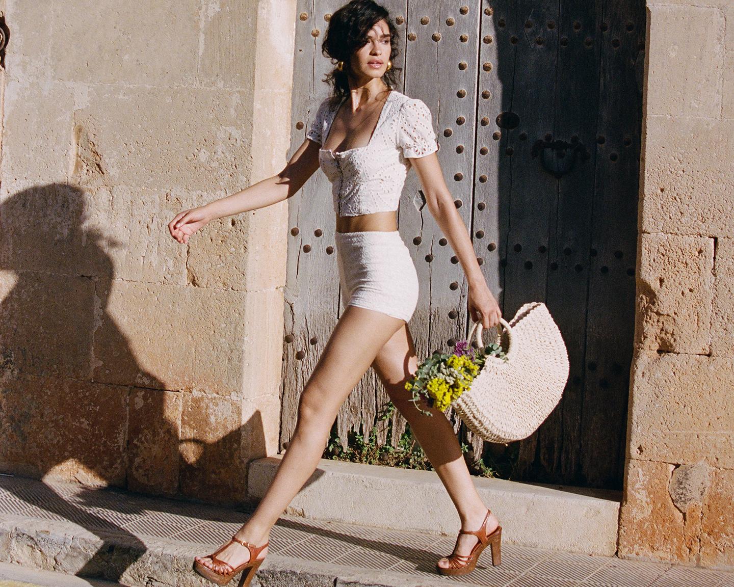 Playmate October 2019 (Hilda Dias Pimentel): Miss October 2019, Hilda Dias Pimentel is effortlessly beautiful. A gorgeous brunette model, Hilda hails from Victoria, Brazil but is now based in New York City. Snacking on ice cream, riding with the top down, and reading, Hilda poses elegantly as the photographer, Ali Mitton captures her.