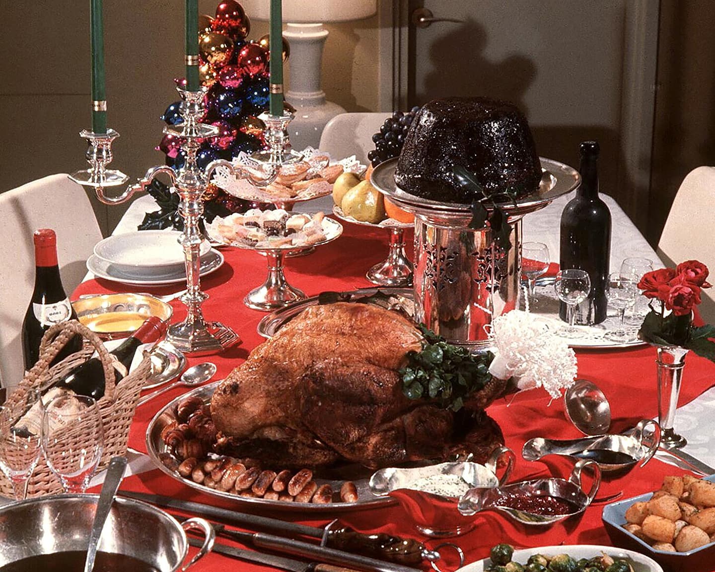 Playboy Society: Have Yourself a Civil Little Christmas (and an Apolitical New...