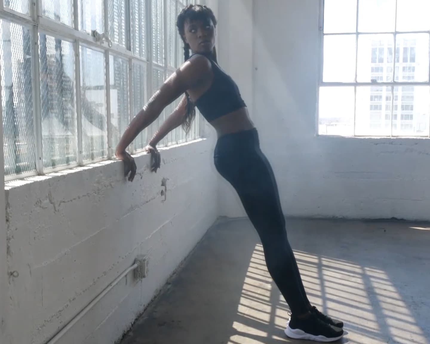 Playboy Newcomer (Ana Foxxx): Die Zeit ist reif für die hinreißende Newcomerin...